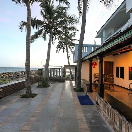Mermaid Island Beach Resorts Puducherry Buitenkant foto
