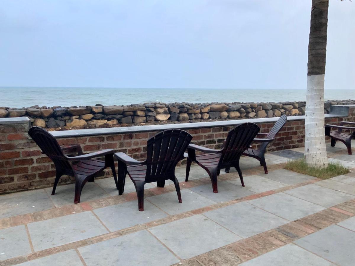 Mermaid Island Beach Resorts Puducherry Buitenkant foto