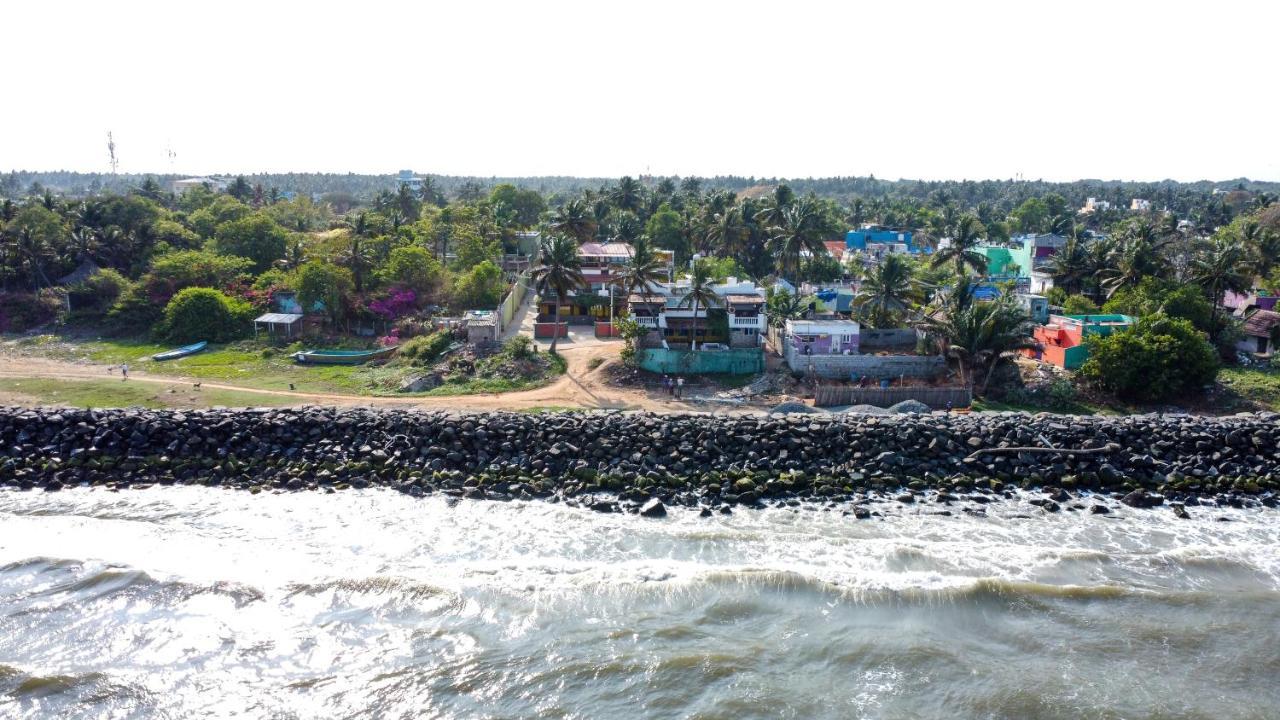 Mermaid Island Beach Resorts Puducherry Buitenkant foto