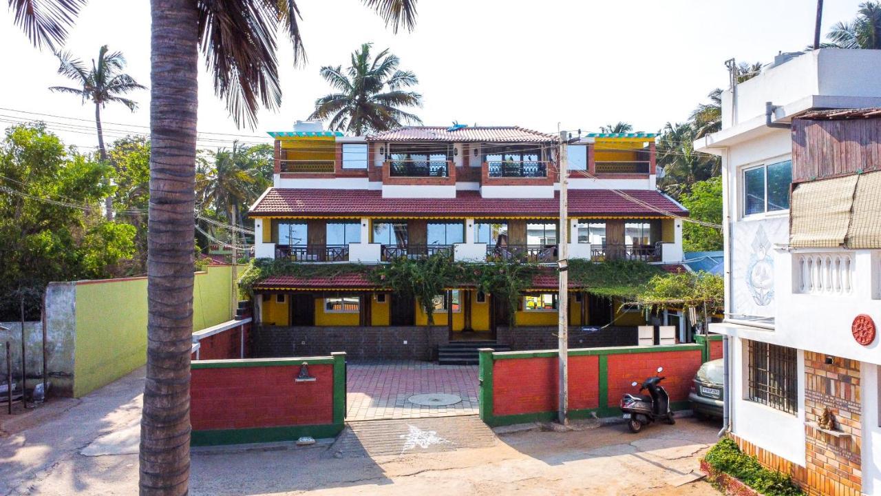 Mermaid Island Beach Resorts Puducherry Buitenkant foto