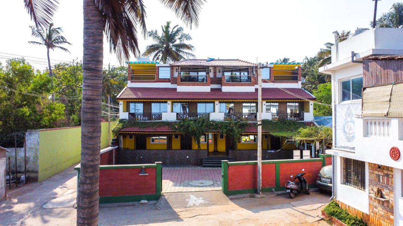 Mermaid Island Beach Resorts Puducherry Buitenkant foto