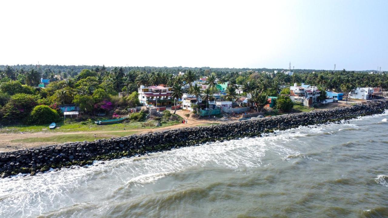 Mermaid Island Beach Resorts Puducherry Buitenkant foto