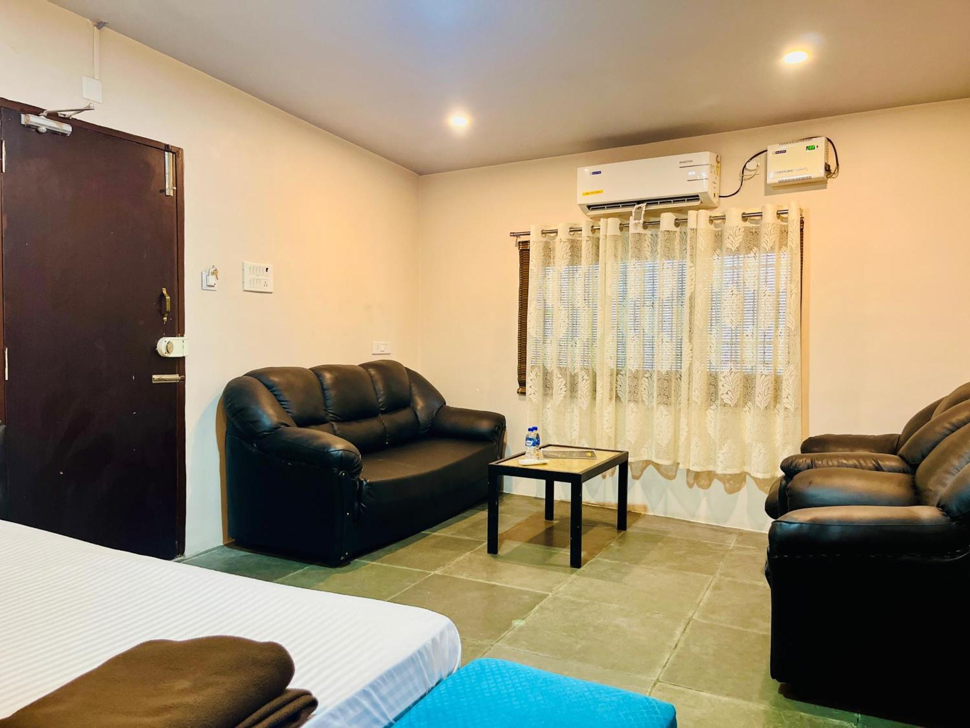 Mermaid Island Beach Resorts Puducherry Buitenkant foto
